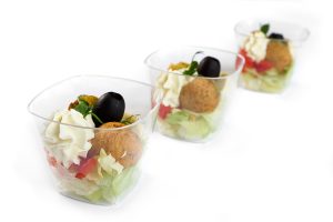Užkandis su falafeliais 1 vnt 1,90 €